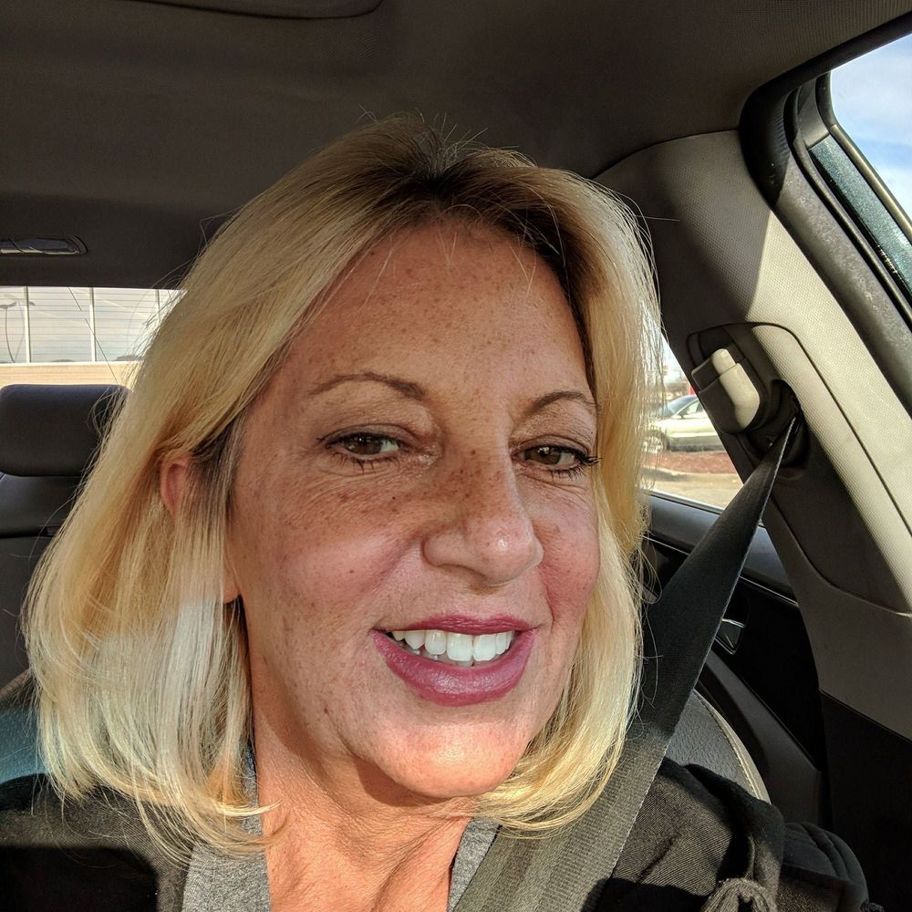 Meet your Posher, Liz